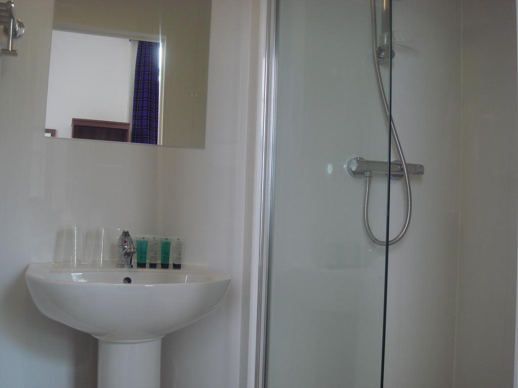 New Lomond Hotel Paisley Room photo